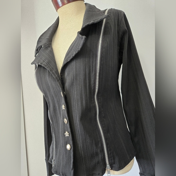 SWITCHBLADE STILETTO Black Zippered Jacket with Skull buttons. Size M - Picture 3 of 11